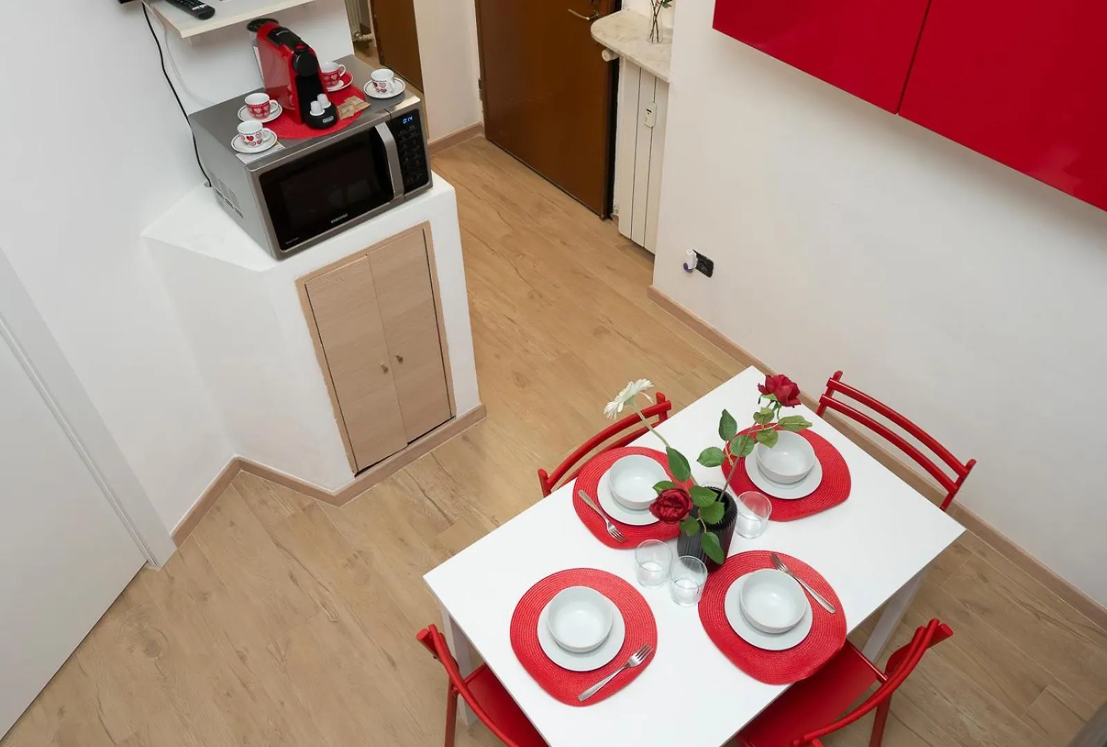 Apartment Milano Romantica, Duomo E Centrale A 10 Min, Isola, Wi-Fi, Aria Condizionata Italy